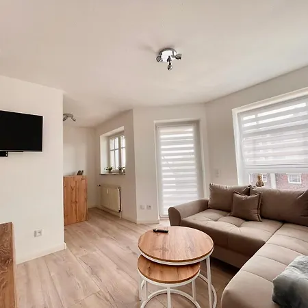 Moeblierte Stadtrand Magdeburg, 50mbit, Vollausgestattet Apartment